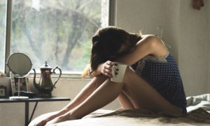 ダメ出しされてへこむ時の対策♪肯定的なセルフトークの効果